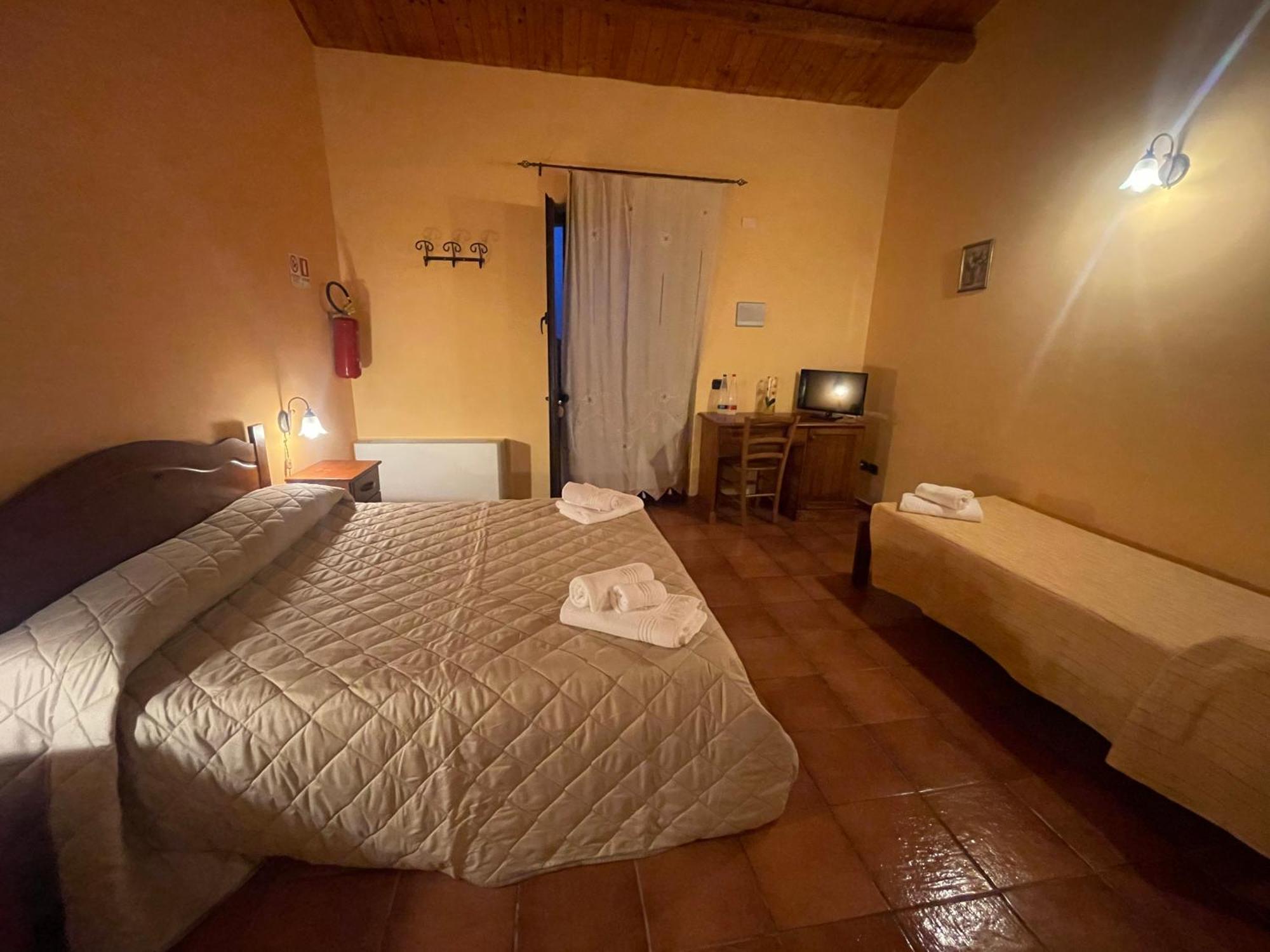 Agriturismo Russa Belladonna Caltagirone Exterior foto