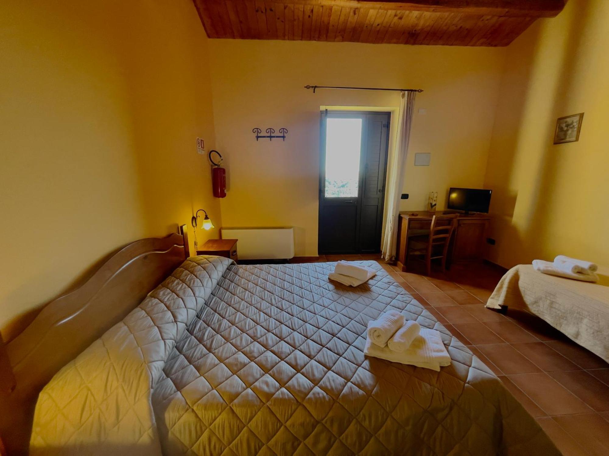 Agriturismo Russa Belladonna Caltagirone Exterior foto